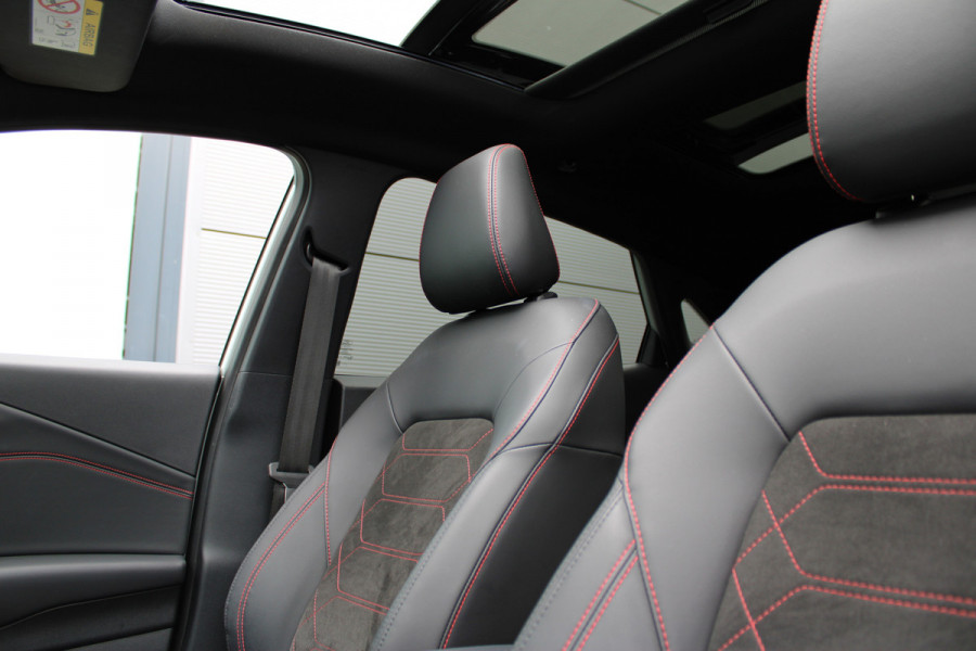 Ford Puma 1.0 EcoBoost Hybrid ST-Line X | Panoramadak | Trekhaak | BLIS | Carplay | Camera | Adaptieve cruise Ford Puma 1.0 EcoBoost Hybrid ST-Line X | Panoramadak | Trekhaak | BLIS | Carplay | Camera | Adaptieve cruise