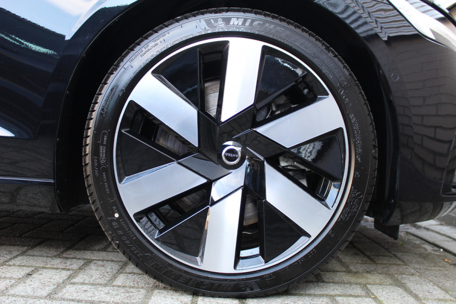 Volvo V60 2.0 T6 Plug-in hybrid AWD Plus Dark | Panoramadak | Trekhaak | BLIS | H/K | 360 Camera Volvo V60 2.0 T6 Plug-in hybrid AWD Plus Dark | Panoramadak | Trekhaak | BLIS | H/K | 360 Camera