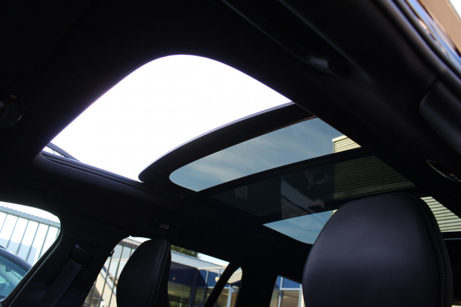 Volvo V60 2.0 T6 Plug-in hybrid AWD Plus Dark | Panoramadak | Trekhaak | BLIS | H/K | 360 Camera Volvo V60 2.0 T6 Plug-in hybrid AWD Plus Dark | Panoramadak | Trekhaak | BLIS | H/K | 360 Camera