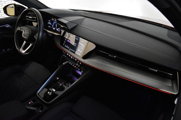 Audi S3 Limousine 2.0 TFSI 310PK S3 QUATTRO HEAD-UP/LEDER/PANORAMADAK