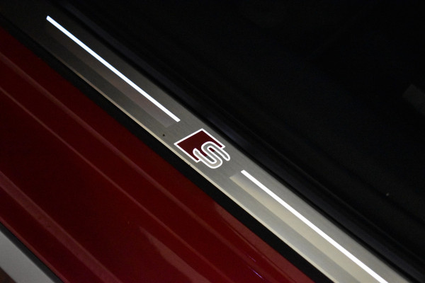 Audi S3 Limousine 2.0 TFSI 310PK S3 QUATTRO HEAD-UP/LEDER/PANORAMADAK