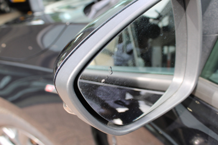 Ford FOCUS Wagon 1.0 EcoBoost Hybrid ST Line X | Trekhaak | Head-Up | BLIS | Camera | Navigatie Ford FOCUS Wagon 1.0 EcoBoost Hybrid ST Line X | Trekhaak | Head-Up | BLIS | Camera | Navigatie