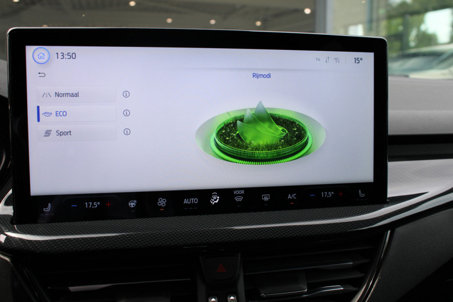 Ford FOCUS Wagon 1.0 EcoBoost Hybrid ST Line X | Trekhaak | Head-Up | BLIS | Camera | Navigatie Ford FOCUS Wagon 1.0 EcoBoost Hybrid ST Line X | Trekhaak | Head-Up | BLIS | Camera | Navigatie