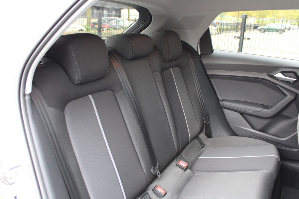 Audi A1 Sportback 30 TFSI epic | NAP! | AUTOMAAT | STOELVERWARMING | VIRTUAL | CARPLAY |