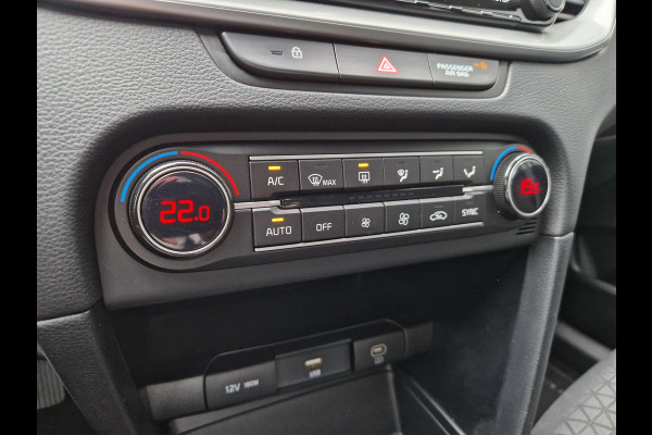 Kia Ceed Sportswagon 1.0 T-GDi ComfortLine | Climate | Navi | Cruise | Parkeersensoren | Lichtsensor | Camera | Kia Ceed Sportswagon 1.0 T-GDi ComfortLine | Climate | Navi | Cruise | Parkeersensoren | Lichtsensor | Camera |