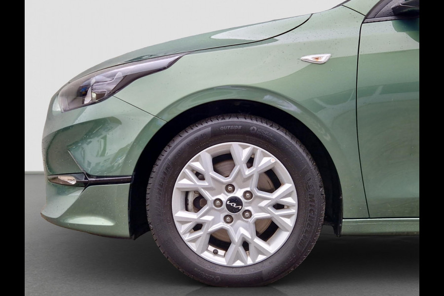 Kia Ceed Sportswagon 1.0 T-GDi ComfortLine | Climate | Navi | Cruise | Parkeersensoren | Lichtsensor | Camera | Kia Ceed Sportswagon 1.0 T-GDi ComfortLine | Climate | Navi | Cruise | Parkeersensoren | Lichtsensor | Camera |