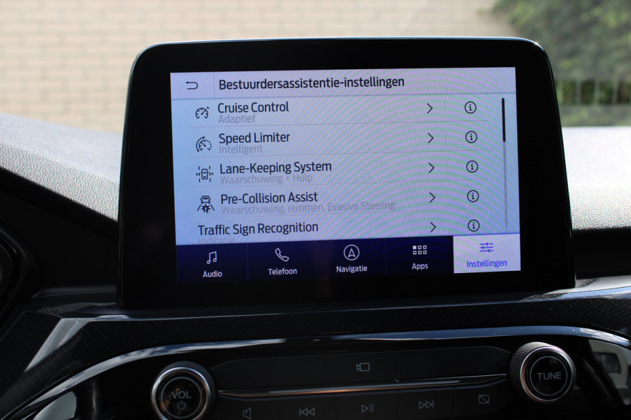 Ford Kuga 2.5 PHEV ST-Line X | Panoramadak | Trekhaak | BLIS | B&O | Head-up | Winterpack