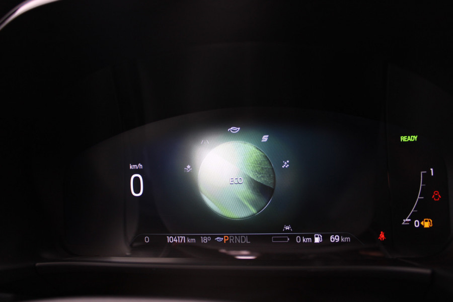 Ford Kuga 2.5 PHEV ST-Line X | Panoramadak | Trekhaak | BLIS | B&O | Head-up | Winterpack