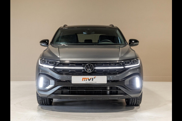 Volkswagen T-Roc 1.5 TSI R-Line Business / 150pk / Panorama dak / Beats / Stoel en stuurverwarming / Volkswagen T-Roc 1.5 TSI R-Line Business / 150pk / Panorama dak / Beats / Stoel en stuurverwarming /