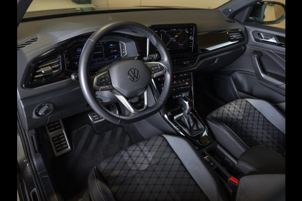 Volkswagen T-Roc 1.5 TSI R-Line Business / 150pk / Panorama dak / Beats / Stoel en stuurverwarming / Volkswagen T-Roc 1.5 TSI R-Line Business / 150pk / Panorama dak / Beats / Stoel en stuurverwarming /