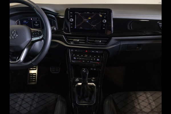 Volkswagen T-Roc 1.5 TSI R-Line Business / 150pk / Panorama dak / Beats / Stoel en stuurverwarming / Volkswagen T-Roc 1.5 TSI R-Line Business / 150pk / Panorama dak / Beats / Stoel en stuurverwarming /