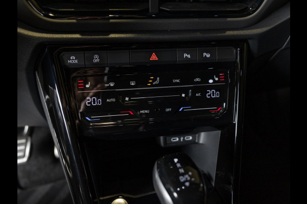 Volkswagen T-Roc 1.5 TSI R-Line Business / 150pk / Panorama dak / Beats / Stoel en stuurverwarming / Volkswagen T-Roc 1.5 TSI R-Line Business / 150pk / Panorama dak / Beats / Stoel en stuurverwarming /