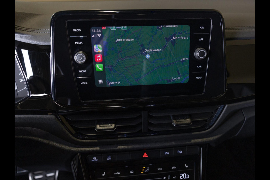 Volkswagen T-Roc 1.5 TSI R-Line Business / 150pk / Panorama dak / Beats / Stoel en stuurverwarming / Volkswagen T-Roc 1.5 TSI R-Line Business / 150pk / Panorama dak / Beats / Stoel en stuurverwarming /