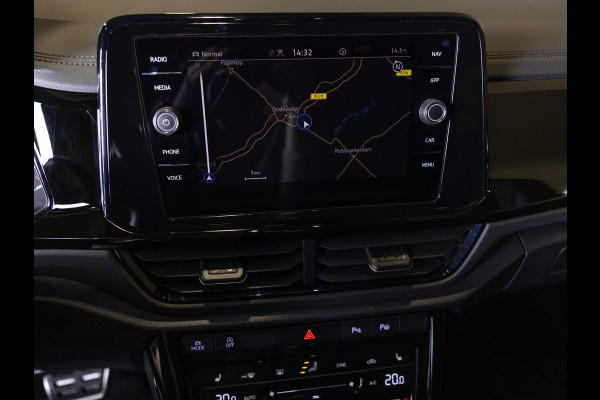 Volkswagen T-Roc 1.5 TSI R-Line Business / 150pk / Panorama dak / Beats / Stoel en stuurverwarming / Volkswagen T-Roc 1.5 TSI R-Line Business / 150pk / Panorama dak / Beats / Stoel en stuurverwarming /