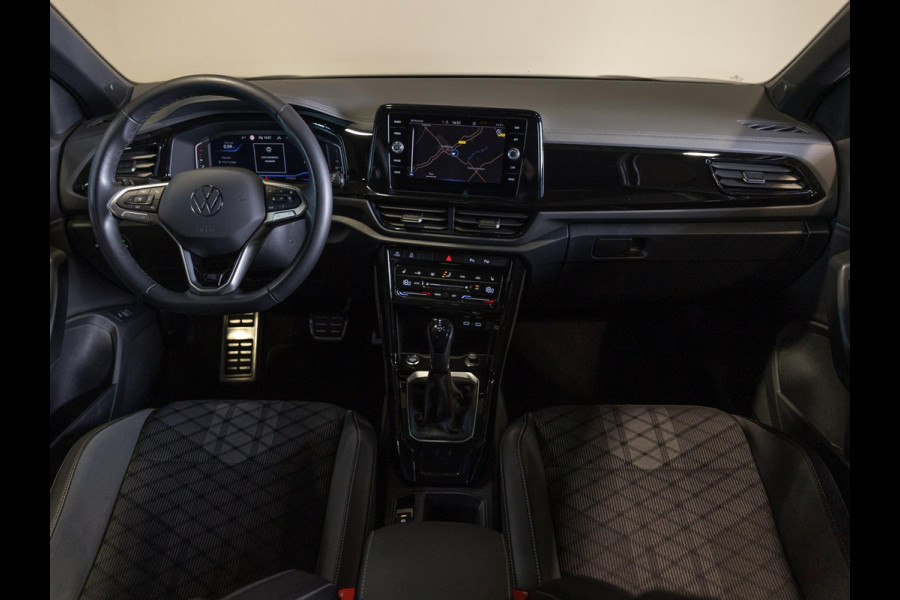 Volkswagen T-Roc 1.5 TSI R-Line Business / 150pk / Panorama dak / Beats / Stoel en stuurverwarming / Volkswagen T-Roc 1.5 TSI R-Line Business / 150pk / Panorama dak / Beats / Stoel en stuurverwarming /