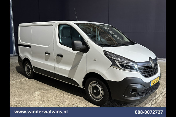 Renault Trafic 2.0 dCi 120pk L1H1 Euro6 Airco | LED | Navigatie | Cruisecontrol | Trekhaak | Omvormer Parkeersensoren, Bijrijdersbank Renault Trafic 2.0 dCi 120pk L1H1 Euro6 Airco | LED | Navigatie | Cruisecontrol | Trekhaak | Omvormer Parkeersensoren, Bijrijdersbank