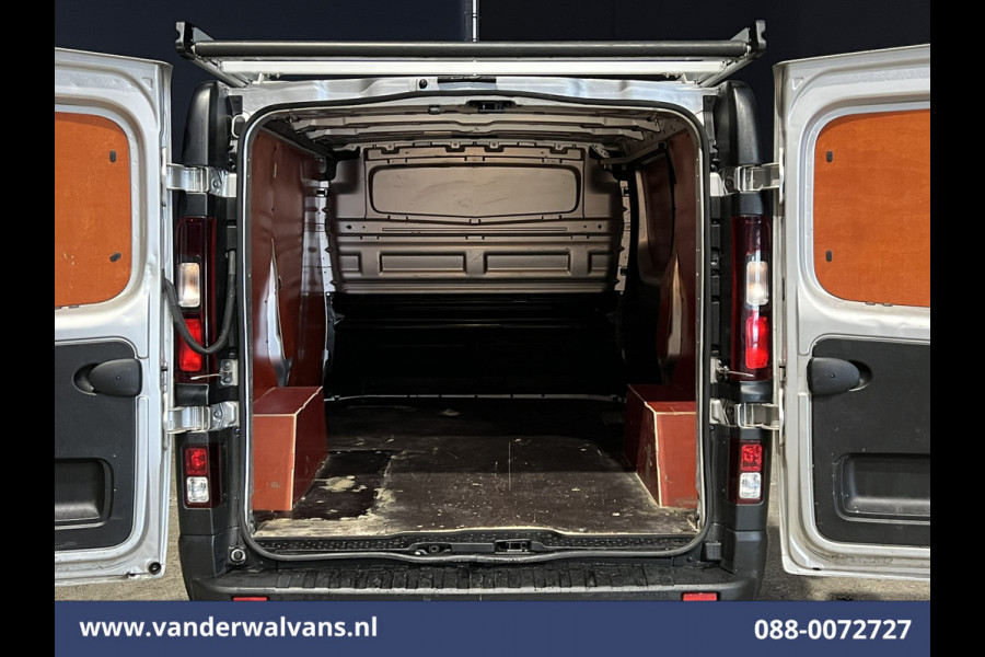 Renault Trafic 2.0 dCi 120pk L1H1 Euro6 Airco | Camera | Imperiaal | LED | Navigatie Bijrijdersbank, Parkeersensoren Renault Trafic 2.0 dCi 120pk L1H1 Euro6 Airco | Camera | Imperiaal | LED | Navigatie Bijrijdersbank, Parkeersensoren