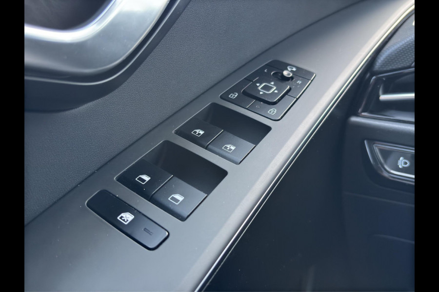 Kia Niro 1.6 GDi Hybrid DynamicLine Climate Control | Automaat | Adapt. Cruise | Navi | Carplay/Android Auto | Half-Leder | Camera | Navi | Kia Niro 1.6 GDi Hybrid DynamicLine Climate Control | Automaat | Adapt. Cruise | Navi | Carplay/Android Auto | Half-Leder | Camera | Navi |