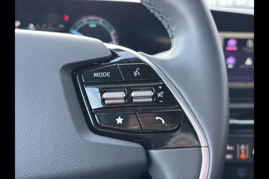 Kia Niro 1.6 GDi Hybrid DynamicLine Climate Control | Automaat | Adapt. Cruise | Navi | Carplay/Android Auto | Half-Leder | Camera | Navi | Kia Niro 1.6 GDi Hybrid DynamicLine Climate Control | Automaat | Adapt. Cruise | Navi | Carplay/Android Auto | Half-Leder | Camera | Navi |