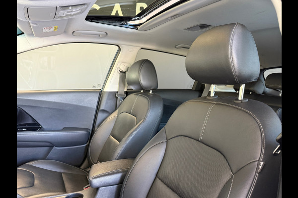 Kia Niro 1.6 GDi Hybrid ExecutiveLine Schuifdak|Stoelventilatie|Keyless|Trekhaak Kia Niro 1.6 GDi Hybrid ExecutiveLine Schuifdak|Stoelventilatie|Keyless|Trekhaak