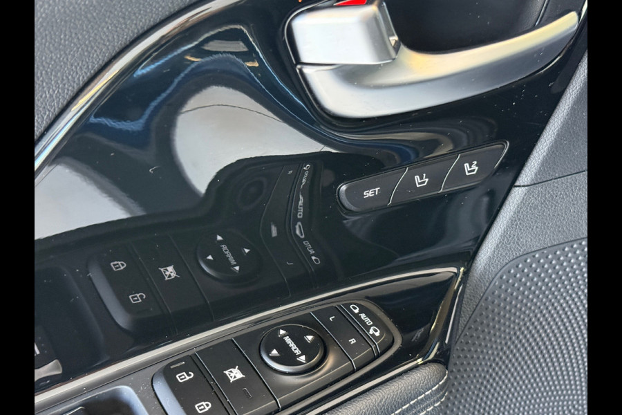Kia Niro 1.6 GDi Hybrid ExecutiveLine Schuifdak|Stoelventilatie|Keyless|Trekhaak Kia Niro 1.6 GDi Hybrid ExecutiveLine Schuifdak|Stoelventilatie|Keyless|Trekhaak