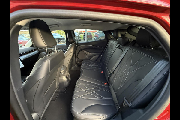 Ford Mustang Mach-E RWD 75 kWh | B&O Sound | 360 Camera | Ford Mustang Mach-E RWD 75 kWh | B&O Sound | 360 Camera |