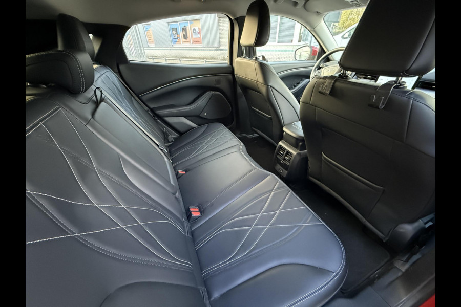 Ford Mustang Mach-E RWD 75 kWh | B&O Sound | 360 Camera | Ford Mustang Mach-E RWD 75 kWh | B&O Sound | 360 Camera |