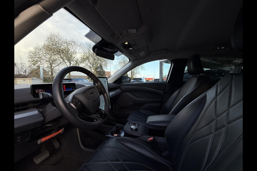 Ford Mustang Mach-E RWD 75 kWh | B&O Sound | 360 Camera | Ford Mustang Mach-E RWD 75 kWh | B&O Sound | 360 Camera |
