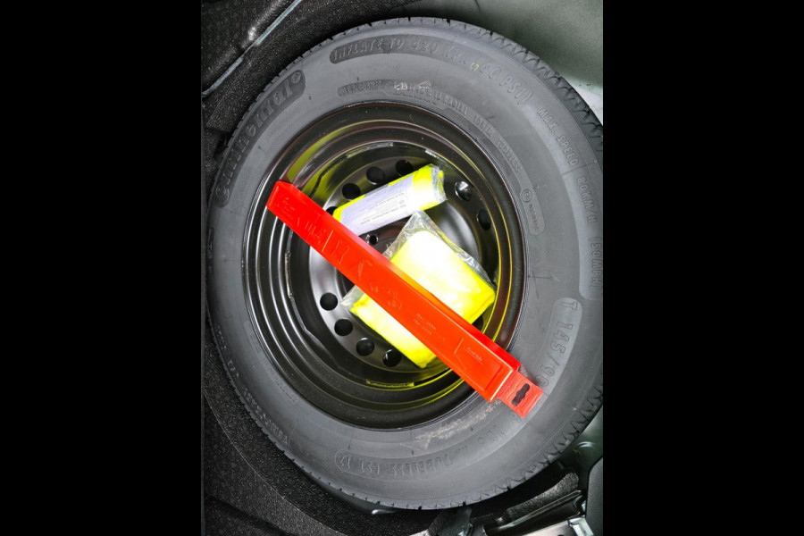 Renault Kadjar 1.2 TCe Bose / CARPLAY / CAMERA / KEYLESS / ALL-SEASONS / NWE VOORBANDEN / NWE OH.BEURT / RESERVEBAND / GARANTIE !