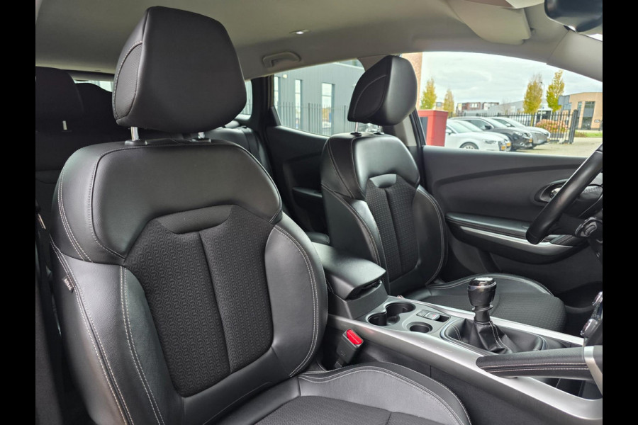 Renault Kadjar 1.2 TCe Bose / CARPLAY / CAMERA / KEYLESS / ALL-SEASONS / NWE VOORBANDEN / NWE OH.BEURT / RESERVEBAND / GARANTIE !