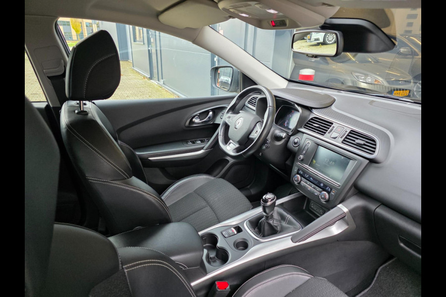 Renault Kadjar 1.2 TCe Bose / CARPLAY / CAMERA / KEYLESS / ALL-SEASONS / NWE VOORBANDEN / NWE OH.BEURT / RESERVEBAND / GARANTIE !