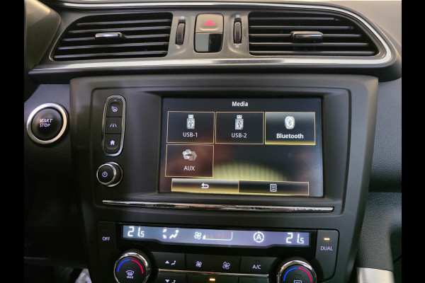 Renault Kadjar 1.2 TCe Bose / CARPLAY / CAMERA / KEYLESS / ALL-SEASONS / NWE VOORBANDEN / NWE OH.BEURT / RESERVEBAND / GARANTIE !