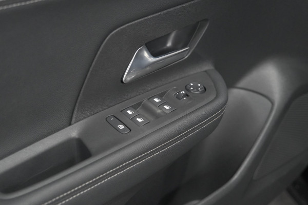 Opel Mokka Turbo 130 AT8 Ultimate | Camera | Dodehoekdetectie | Massage | Adaptieve Cruise Control
