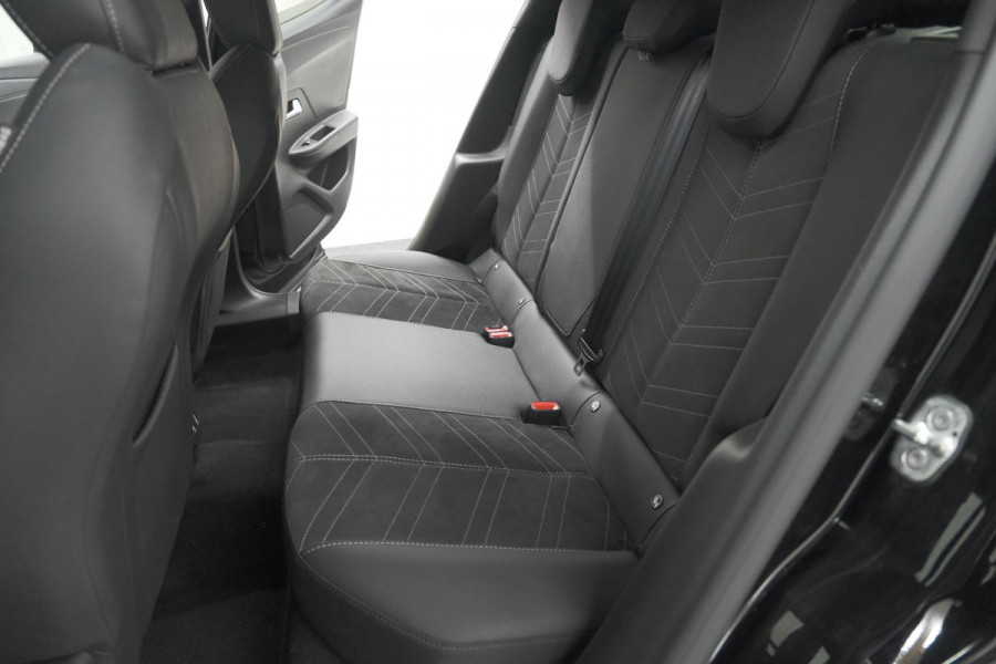 Opel Mokka Turbo 130 AT8 Ultimate | Camera | Dodehoekdetectie | Massage | Adaptieve Cruise Control