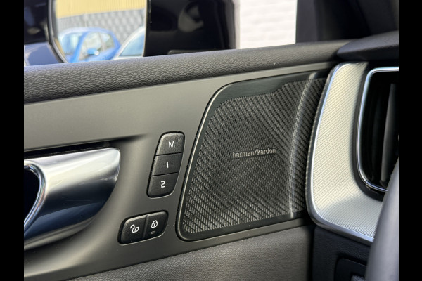 Volvo XC60 2.0 B4 R-Design | Pano | Trekhaak | H/K | Memory | Google Maps | 21 inch