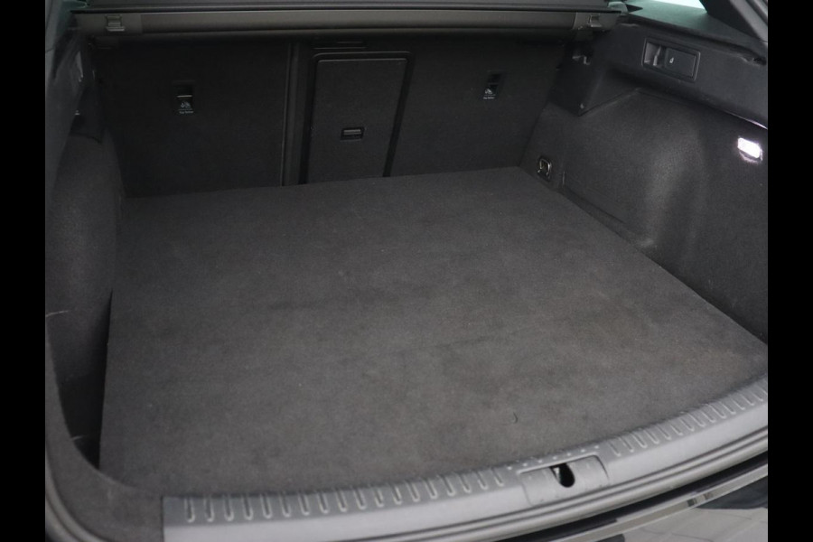 CUPRA Leon 1.4 eHybrid | 245pk | Trekhaak | Stoel & stuurverwarming | Camera | Carplay | Adaptive cruise | Navigatie | Sfeerverlichting | Full LED | Keyless | Sportstoelen | PHEV | Plug In CUPRA Leon 1.4 eHybrid | 245pk | Trekhaak | Stoel & stuurverwarming | Camera | Carplay | Adaptive cruise | Navigatie | Sfeerverlichting | Full LED | Keyless | Sportstoelen | PHEV | Plug In