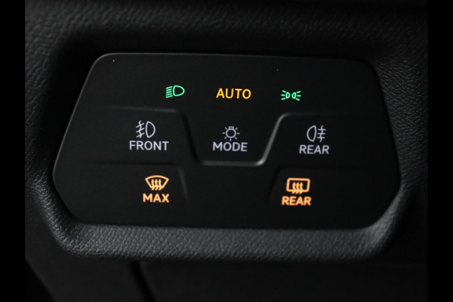 CUPRA Leon 1.4 eHybrid | 245pk | Trekhaak | Stoel & stuurverwarming | Camera | Carplay | Adaptive cruise | Navigatie | Sfeerverlichting | Full LED | Keyless | Sportstoelen | PHEV | Plug In CUPRA Leon 1.4 eHybrid | 245pk | Trekhaak | Stoel & stuurverwarming | Camera | Carplay | Adaptive cruise | Navigatie | Sfeerverlichting | Full LED | Keyless | Sportstoelen | PHEV | Plug In