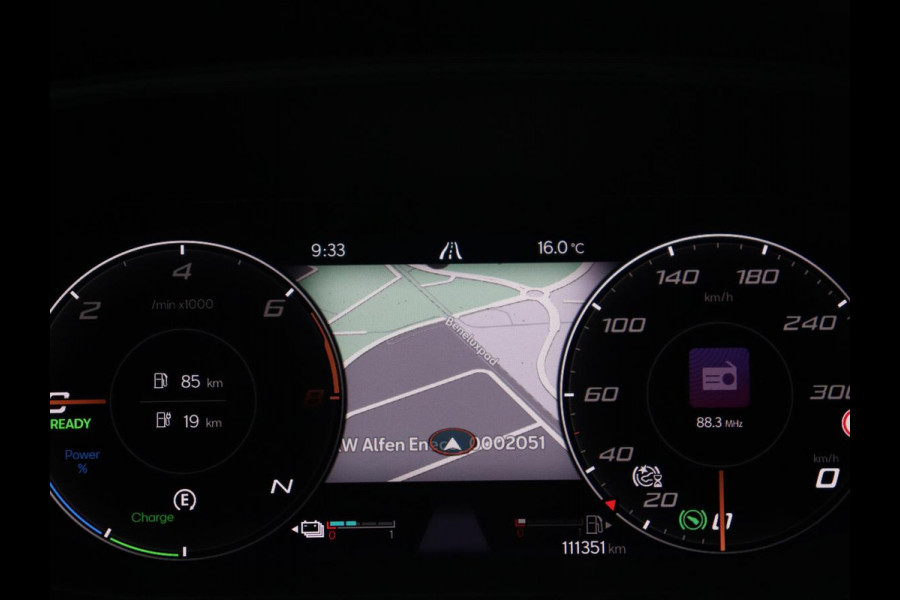 CUPRA Leon 1.4 eHybrid | 245pk | Trekhaak | Stoel & stuurverwarming | Camera | Carplay | Adaptive cruise | Navigatie | Sfeerverlichting | Full LED | Keyless | Sportstoelen | PHEV | Plug In CUPRA Leon 1.4 eHybrid | 245pk | Trekhaak | Stoel & stuurverwarming | Camera | Carplay | Adaptive cruise | Navigatie | Sfeerverlichting | Full LED | Keyless | Sportstoelen | PHEV | Plug In