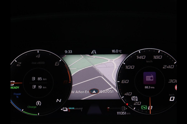 CUPRA Leon 1.4 eHybrid | 245pk | Trekhaak | Stoel & stuurverwarming | Camera | Carplay | Adaptive cruise | Navigatie | Sfeerverlichting | Full LED | Keyless | Sportstoelen | PHEV | Plug In CUPRA Leon 1.4 eHybrid | 245pk | Trekhaak | Stoel & stuurverwarming | Camera | Carplay | Adaptive cruise | Navigatie | Sfeerverlichting | Full LED | Keyless | Sportstoelen | PHEV | Plug In