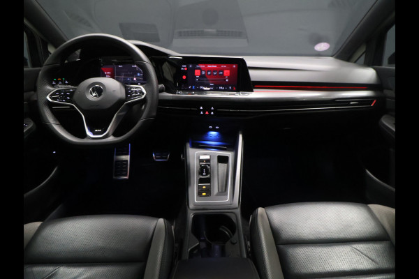 Volkswagen Golf 1.4 eHybrid GTE [MEMORY SEATS, SPORT INTERIEUR, KANTELDAK, APPLE CARPLAY, ANDROID, ADAPTIVE CRUISE, CAMERA, VOL LEDER, STOELVERKOELING, STOELVERWARMING, PDC V+A, NIEUWSTAAT]