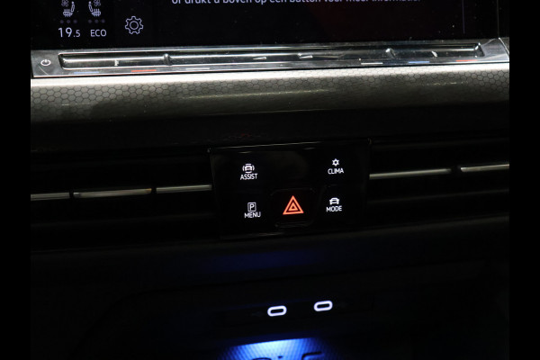Volkswagen Golf 1.4 eHybrid GTE [MEMORY SEATS, SPORT INTERIEUR, KANTELDAK, APPLE CARPLAY, ANDROID, ADAPTIVE CRUISE, CAMERA, VOL LEDER, STOELVERKOELING, STOELVERWARMING, PDC V+A, NIEUWSTAAT]