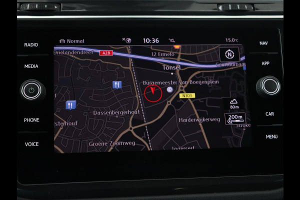 Volkswagen Tiguan 1.5 TSI R Line | Panoramadak | Trekhaak | Stoelverwarming | Camera | Adaptive cruise | Virtual Cockpit | 19'' | Carplay | Park Assist | Navigatie | Full LED Volkswagen Tiguan 1.5 TSI R Line | Panoramadak | Trekhaak | Stoelverwarming | Camera | Adaptive cruise | Virtual Cockpit | 19'' | Carplay | Park Assist | Navigatie | Full LED