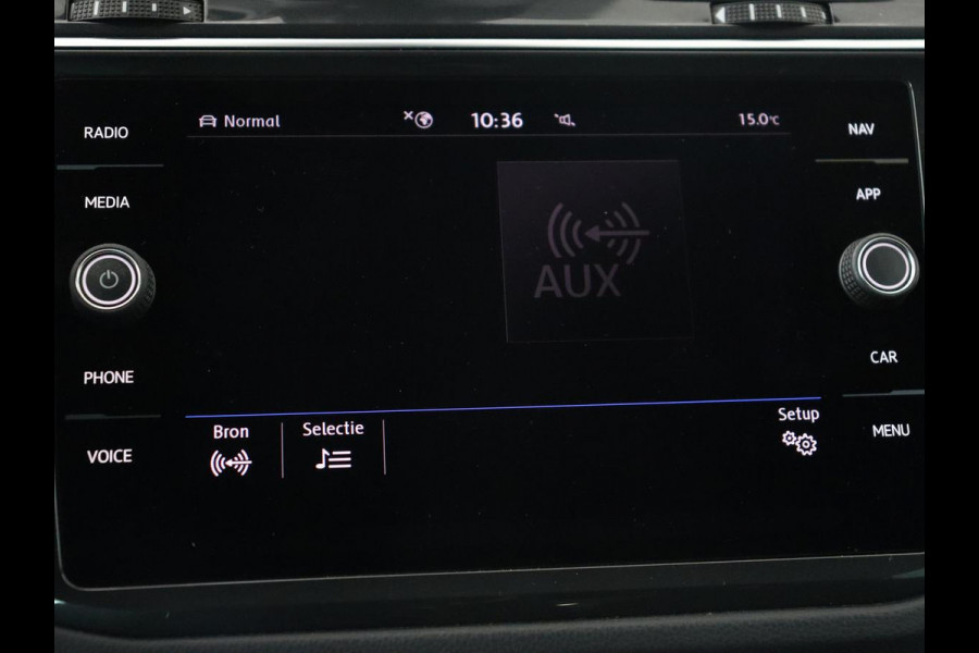 Volkswagen Tiguan 1.5 TSI R Line | Panoramadak | Trekhaak | Stoelverwarming | Camera | Adaptive cruise | Virtual Cockpit | 19'' | Carplay | Park Assist | Navigatie | Full LED Volkswagen Tiguan 1.5 TSI R Line | Panoramadak | Trekhaak | Stoelverwarming | Camera | Adaptive cruise | Virtual Cockpit | 19'' | Carplay | Park Assist | Navigatie | Full LED