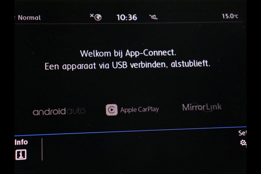 Volkswagen Tiguan 1.5 TSI R Line | Panoramadak | Trekhaak | Stoelverwarming | Camera | Adaptive cruise | Virtual Cockpit | 19'' | Carplay | Park Assist | Navigatie | Full LED Volkswagen Tiguan 1.5 TSI R Line | Panoramadak | Trekhaak | Stoelverwarming | Camera | Adaptive cruise | Virtual Cockpit | 19'' | Carplay | Park Assist | Navigatie | Full LED