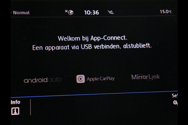 Volkswagen Tiguan 1.5 TSI R Line | Panoramadak | Trekhaak | Stoelverwarming | Camera | Adaptive cruise | Virtual Cockpit | 19'' | Carplay | Park Assist | Navigatie | Full LED Volkswagen Tiguan 1.5 TSI R Line | Panoramadak | Trekhaak | Stoelverwarming | Camera | Adaptive cruise | Virtual Cockpit | 19'' | Carplay | Park Assist | Navigatie | Full LED