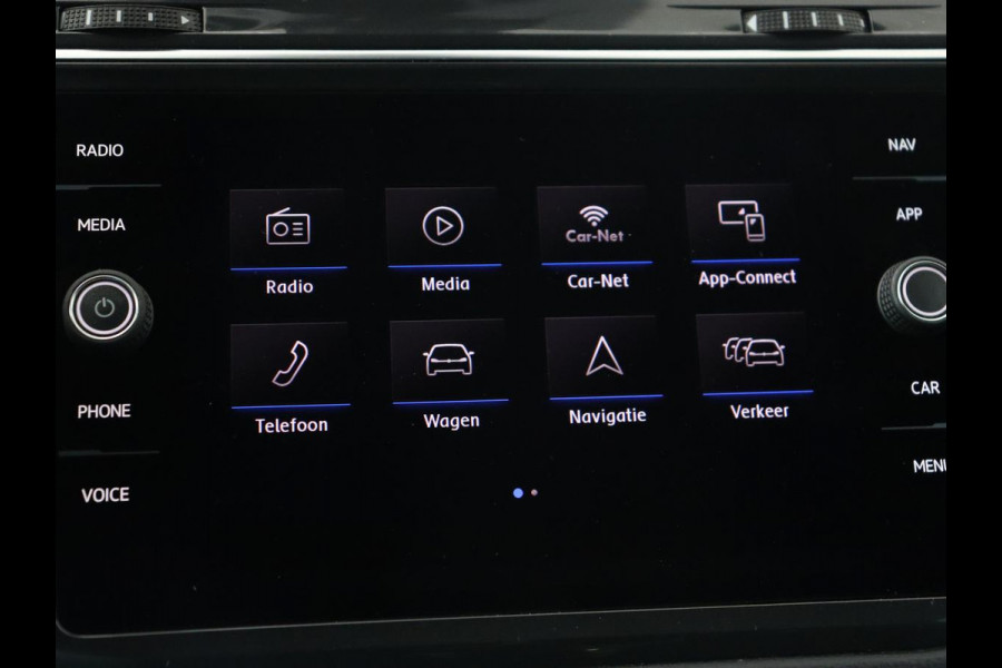 Volkswagen Tiguan 1.5 TSI R Line | Panoramadak | Trekhaak | Stoelverwarming | Camera | Adaptive cruise | Virtual Cockpit | 19'' | Carplay | Park Assist | Navigatie | Full LED Volkswagen Tiguan 1.5 TSI R Line | Panoramadak | Trekhaak | Stoelverwarming | Camera | Adaptive cruise | Virtual Cockpit | 19'' | Carplay | Park Assist | Navigatie | Full LED