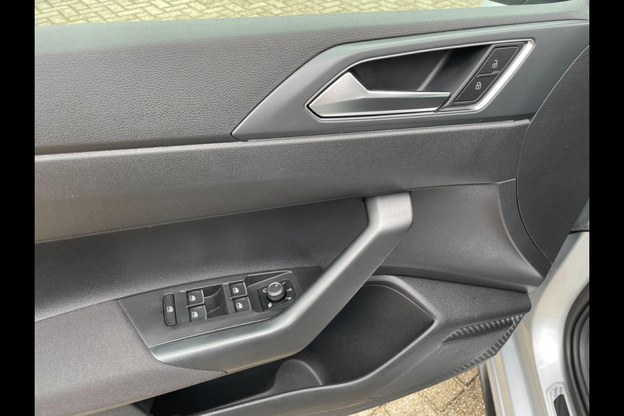 Volkswagen Polo 1.0 TSI 2x R-Line | Matrix led koplampen Volkswagen Polo 1.0 TSI 2x R-Line | Matrix led koplampen