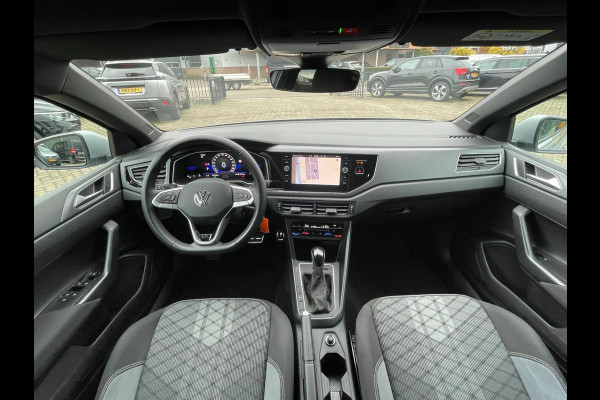 Volkswagen Polo 1.0 TSI 2x R-Line | Matrix led koplampen Volkswagen Polo 1.0 TSI 2x R-Line | Matrix led koplampen