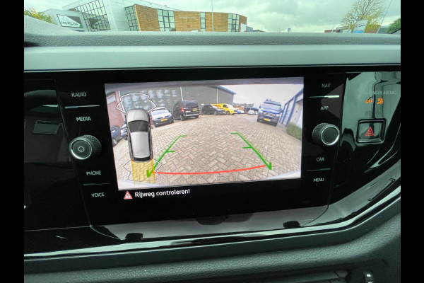 Volkswagen Polo 1.0 TSI 2x R-Line | Matrix led koplampen Volkswagen Polo 1.0 TSI 2x R-Line | Matrix led koplampen