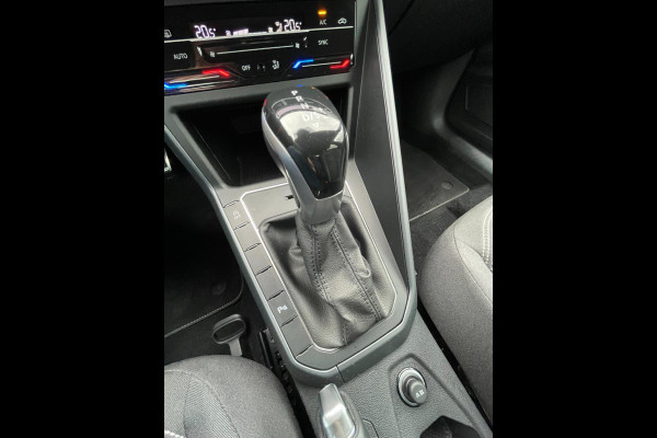 Volkswagen Polo 1.0 TSI 2x R-Line | Matrix led koplampen Volkswagen Polo 1.0 TSI 2x R-Line | Matrix led koplampen